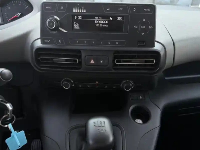 Peugeot Rifter puretech 110 s&amp;s active — photo 7
