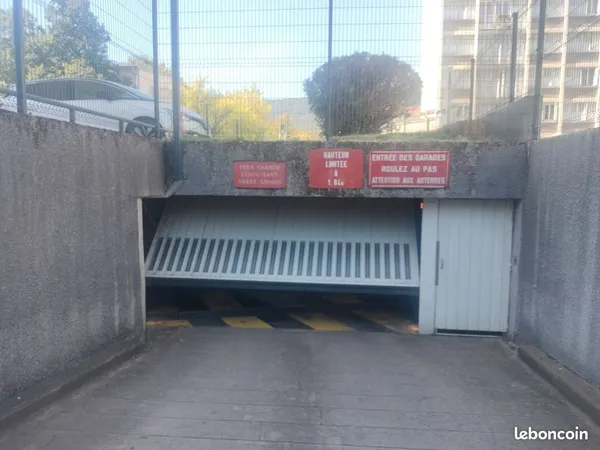 Place dans parking souterrain