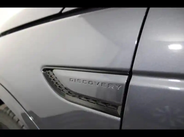 Land Rover Discovery Sport p270e phev 269ch s adventure edition 2025 — photo 16