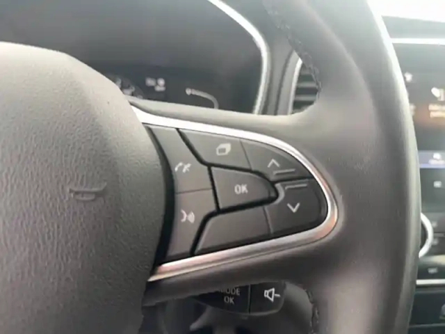 Renault Megane mégane iv berline blue dci 115 - 21b — photo 44