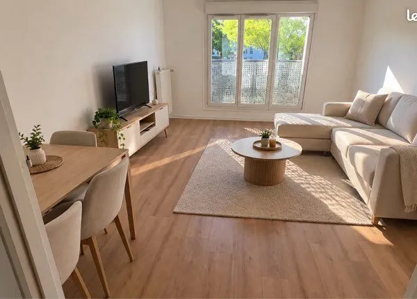 À louer - Appartement T5 Décines-Charpieu, centre-vill