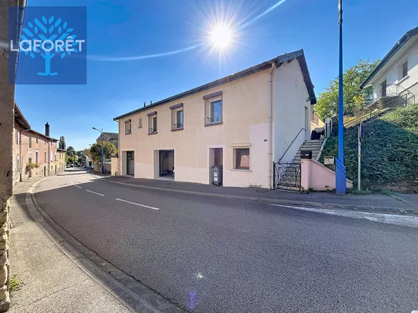 Maison 6 pièces 227 m²