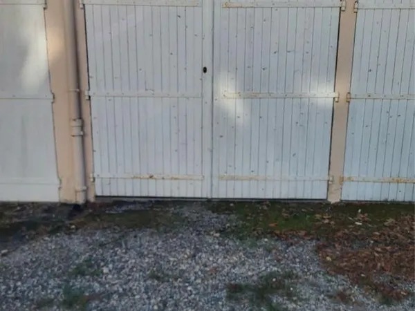 Garage/box