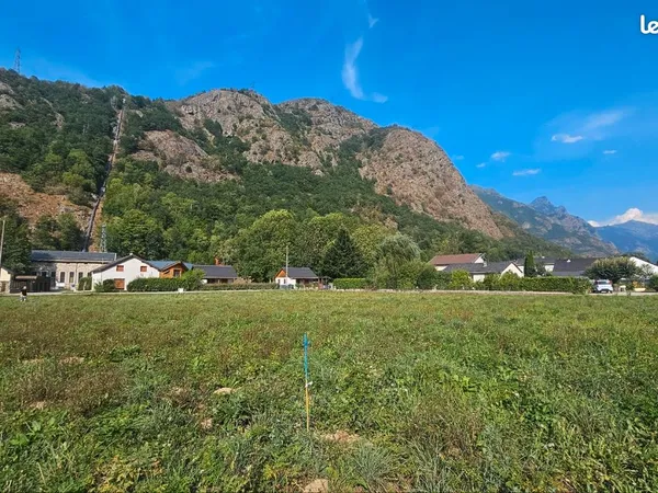 Terrain constructible orgeix