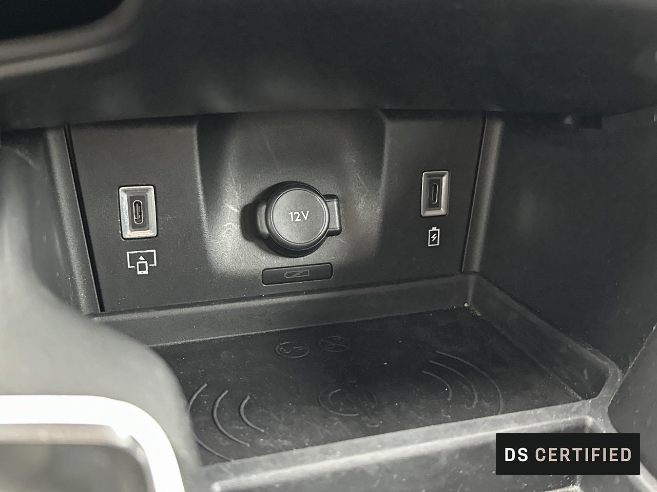 Ds Ds 7 crossback hybride rechargeable e-tense 360 eat8 4x4 opera — photo 28