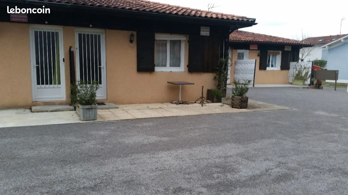 Photo 1