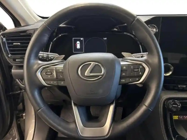 Lexus Nx 450h+ luxe 4wd my24 — photo 12