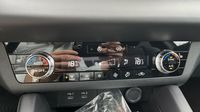 Mitsubishi Outlander 2.4 PHEV 306ch Intense 4WD — photo 27