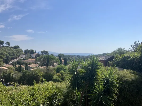 Villa 5 pièces 140 m²