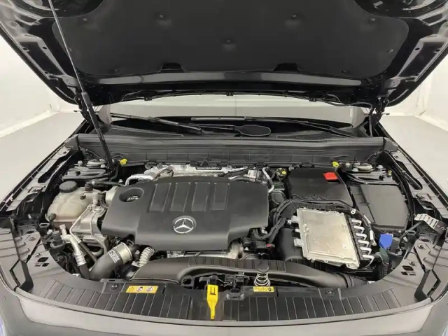 Mercedes Glb 200 d 8g-dct — photo 104