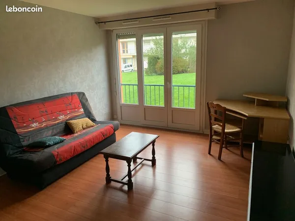 T1 meublé 30 m2 quartier st hélier/st yves