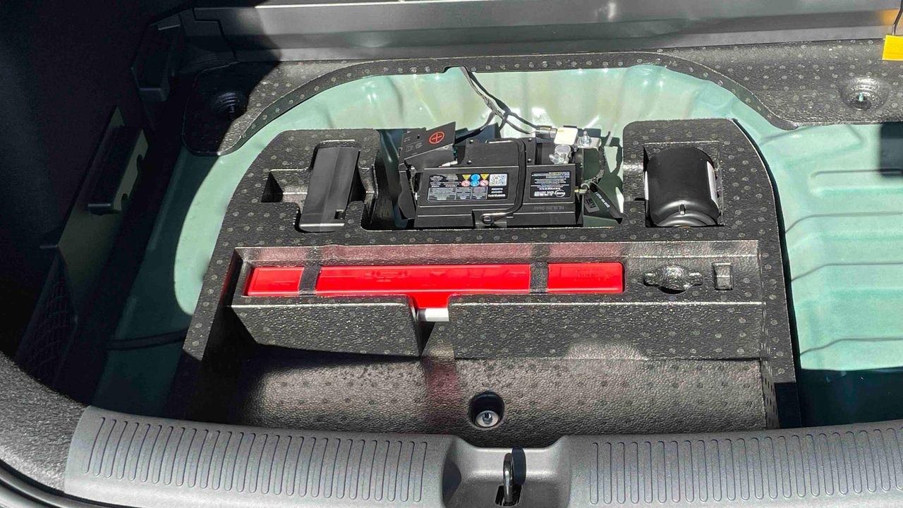 MG ZS 1.5 L Hybrid+ 197 ch — photo 6