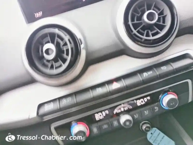 Audi Q2 30 tfsi 110 bvm6 advanced — photo 13