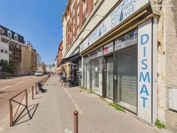 Local commercial 125 m²