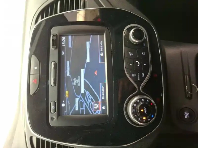 Renault Captur dci 90 energy edc — photo 15