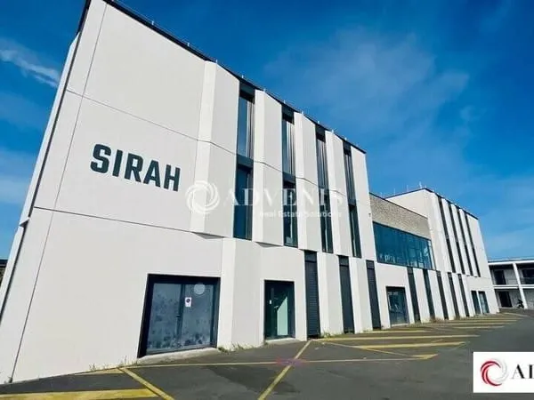 Bureaux 667 m²