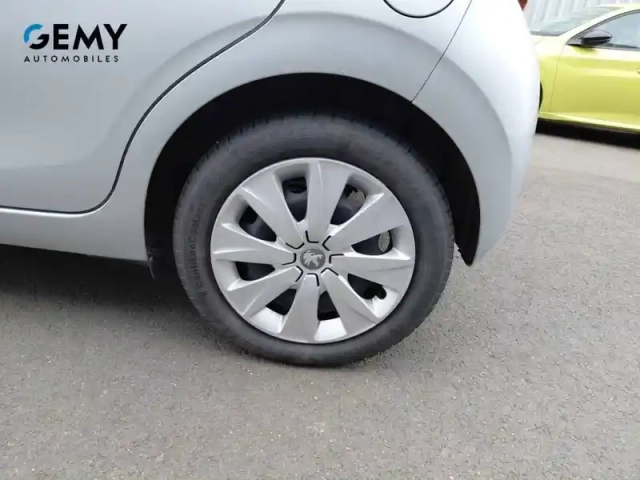 Peugeot 108 vti 72ch s&amp;s bvm5 — photo 11