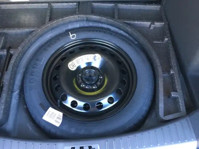 Ford Kuga 2.0 tdci 150ch stop&amp;start st-line black &amp; silver 4x2 euro6.2 — photo 16