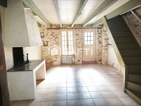 Maison au coeur du bourg
