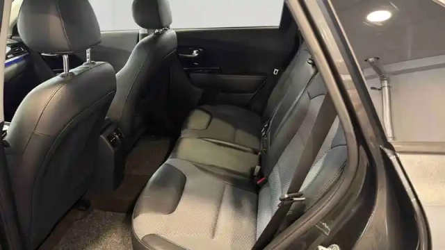 Kia Niro e- electrique 204 ch — photo 15