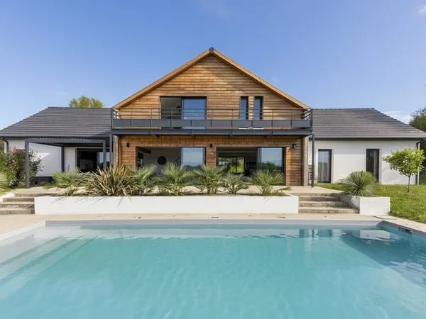 Villa contemporaine avec vue sur les Pyrénées