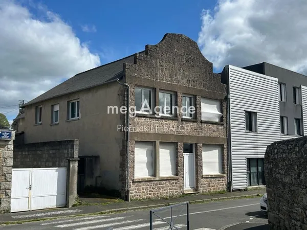 IMMEUBLE avec 5 appartements centre ville