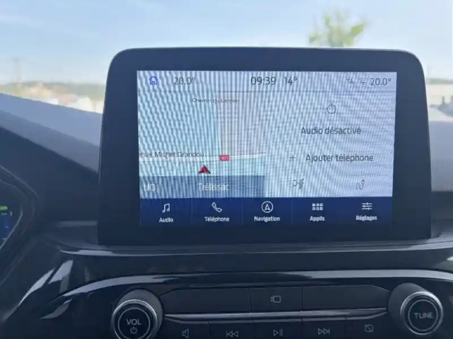 Ford Kuga 2.5 duratec 225ch powersplit phev st-line x ecvt — photo 4