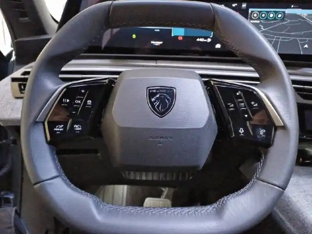 Peugeot 5008 hybrid 136 e-dcs6 — photo 42