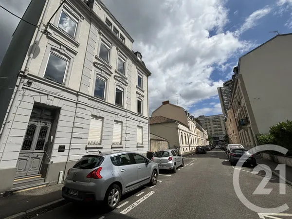 Appartement 3 pièces 103 m²