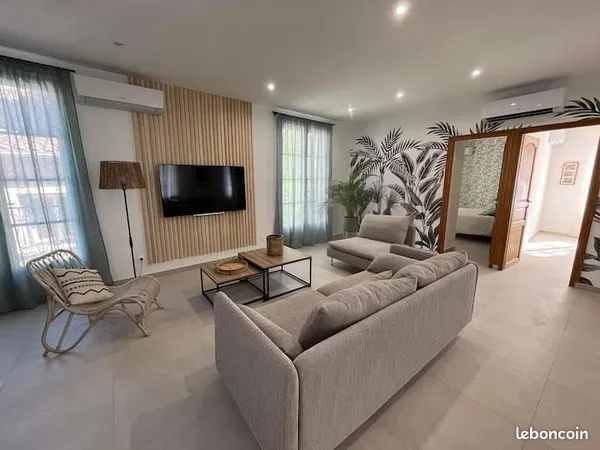 T3 Meublé de 95 m² avec Jardin - Centre-ville de Loupian