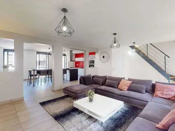 Appartement 3 pièces 121 m²