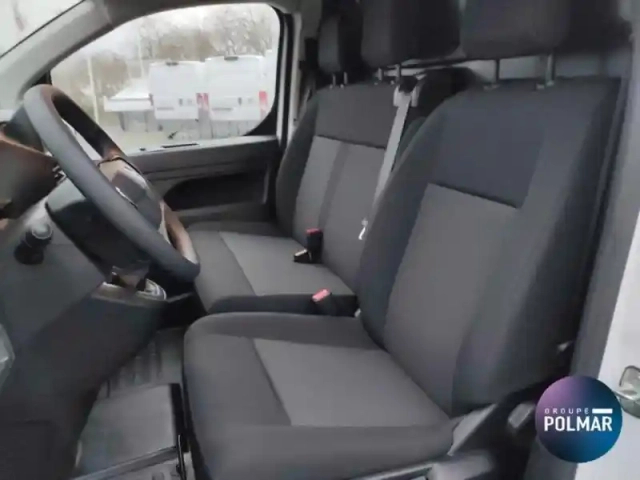 Opel Vivaro fg m 1.5 diesel 120ch — photo 12