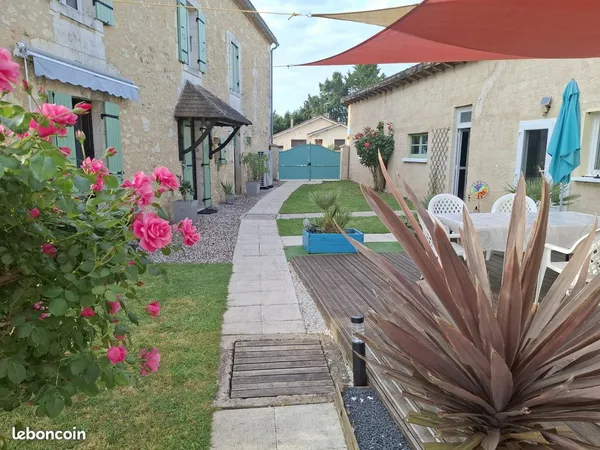 Maison 8 pièces 208 m²