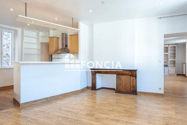 Appartement 3 pièces 108 m²