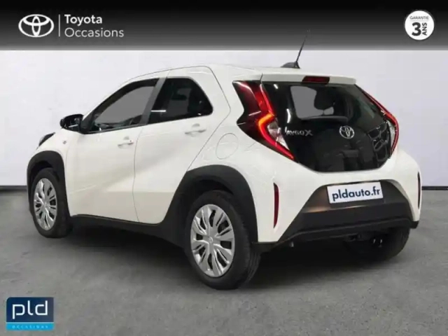 Toyota Aygo X 1.0 vvt-i 72ch dynamic — photo 2