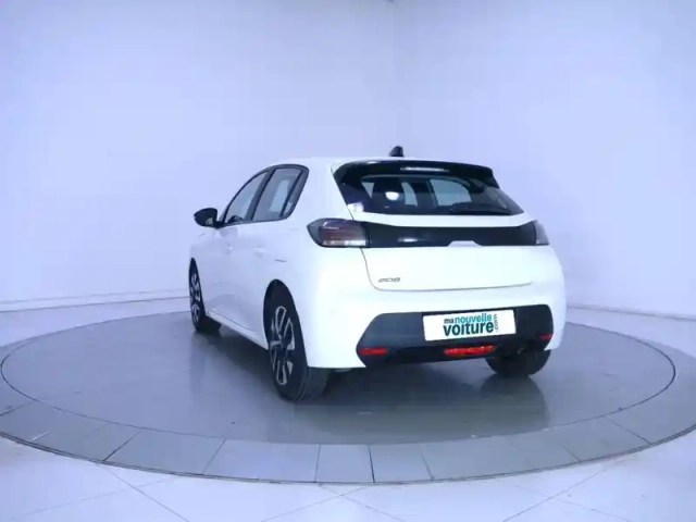 Peugeot 208 puretech 75 s&amp;s bvm5 — photo 7