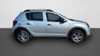 Dacia Sandero 1.0 TCe 100ch Stepway — photo 4