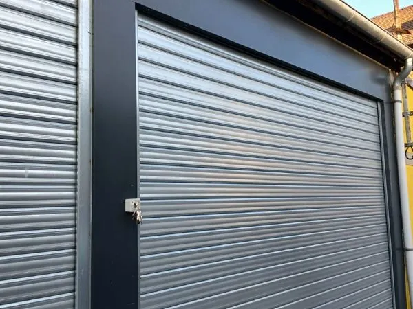 Local, atelier 40 M2 Les Mureaux