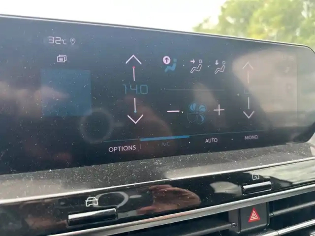 Citroën C4 puretech 130 s&amp;s eat8 — photo 18