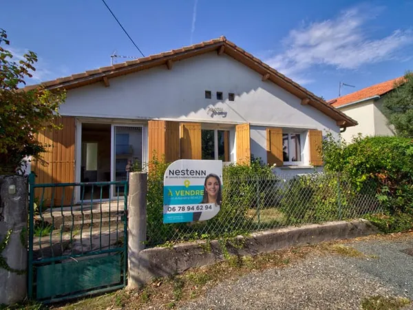 LE PASSAGE - Secteur VIEUX PASSAGE - Maison de plain-pied de 125m² avec fort potentiel, garage de 30