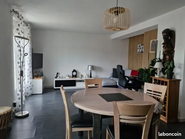 Appartement F4 ,92 m, centre Morteau