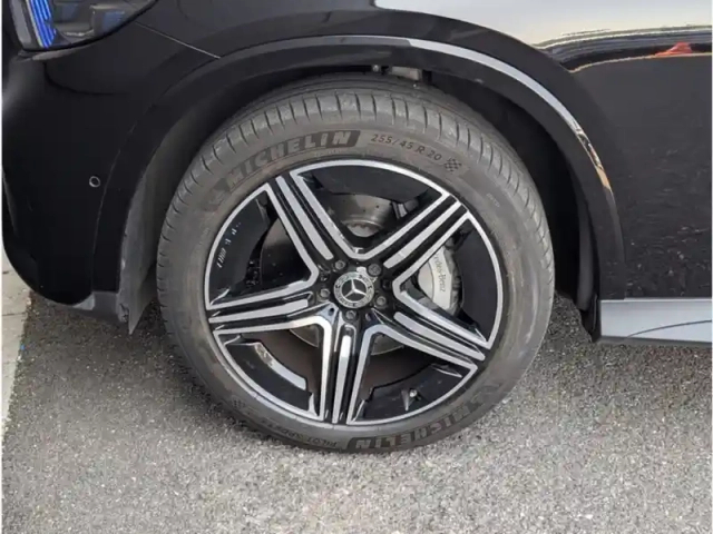 Mercedes Glc 400 e 4matic — photo 9