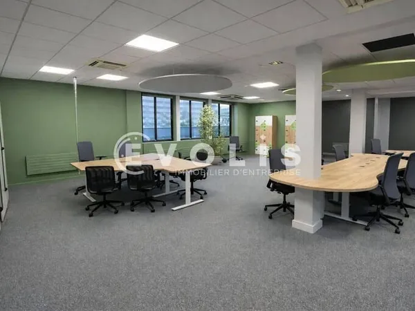 Bureaux 1200 m²