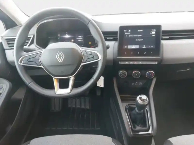 Renault Clio 1.0 tce 90ch evolution - 24 — photo 13