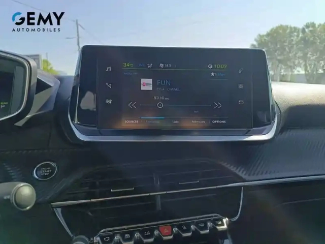 Peugeot 2008 moteur électrique 136 ch — photo 17