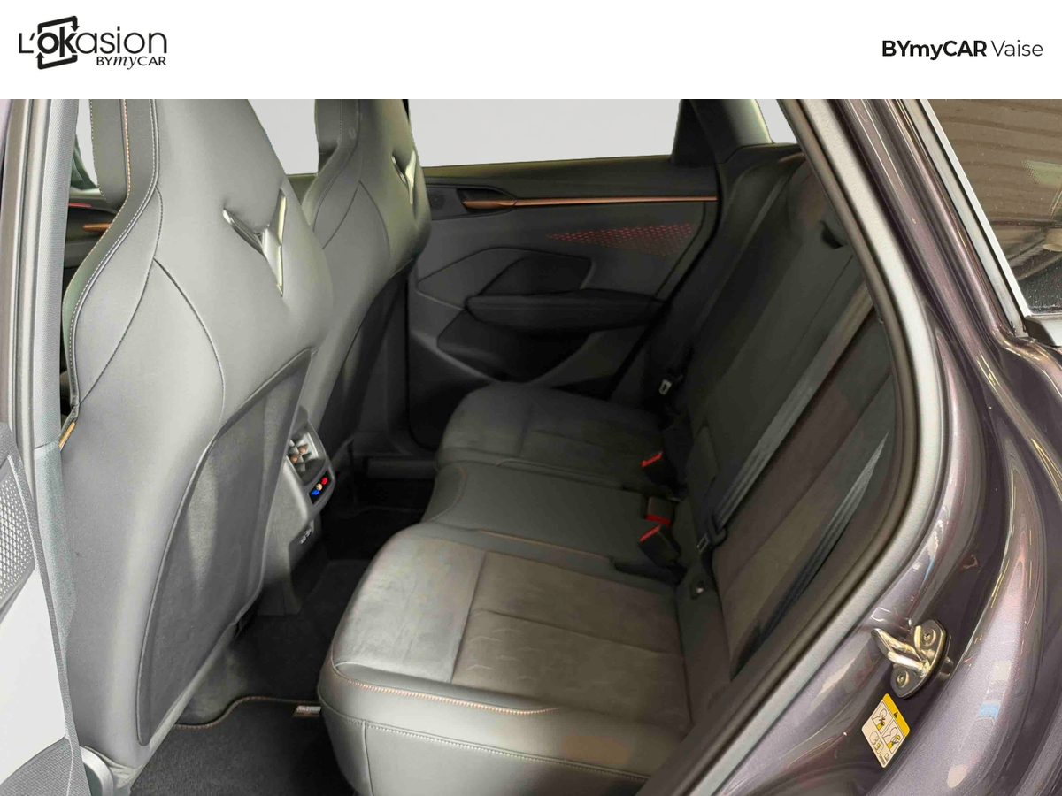 Cupra Terramar 1.5 eTSI Hybrid 150 ch DSG7 — photo 12