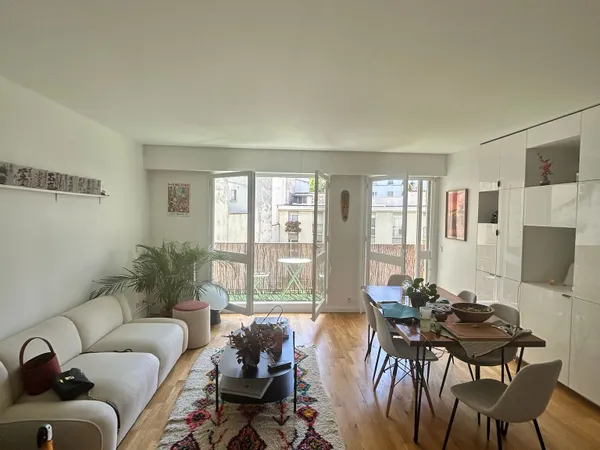 Location appartement meublé 2 pièces avec terrasse - Paris 18e