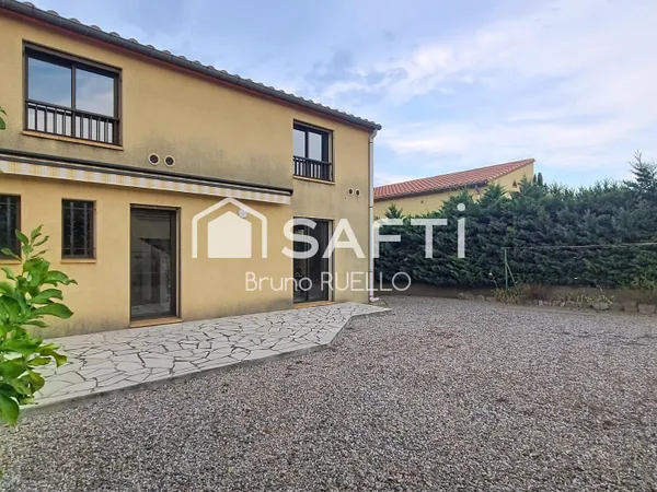 Deux habitations, un revenu locatif immédiat et près de 650 m² de terrain au coeur de Sorède !