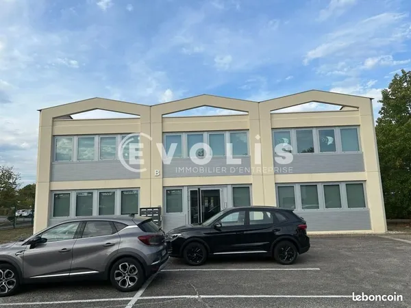 Bureaux 103 m²