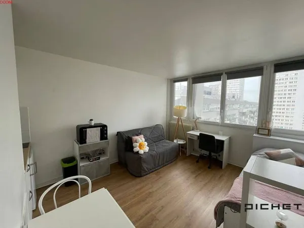 Studio 1 pièce 24 m²